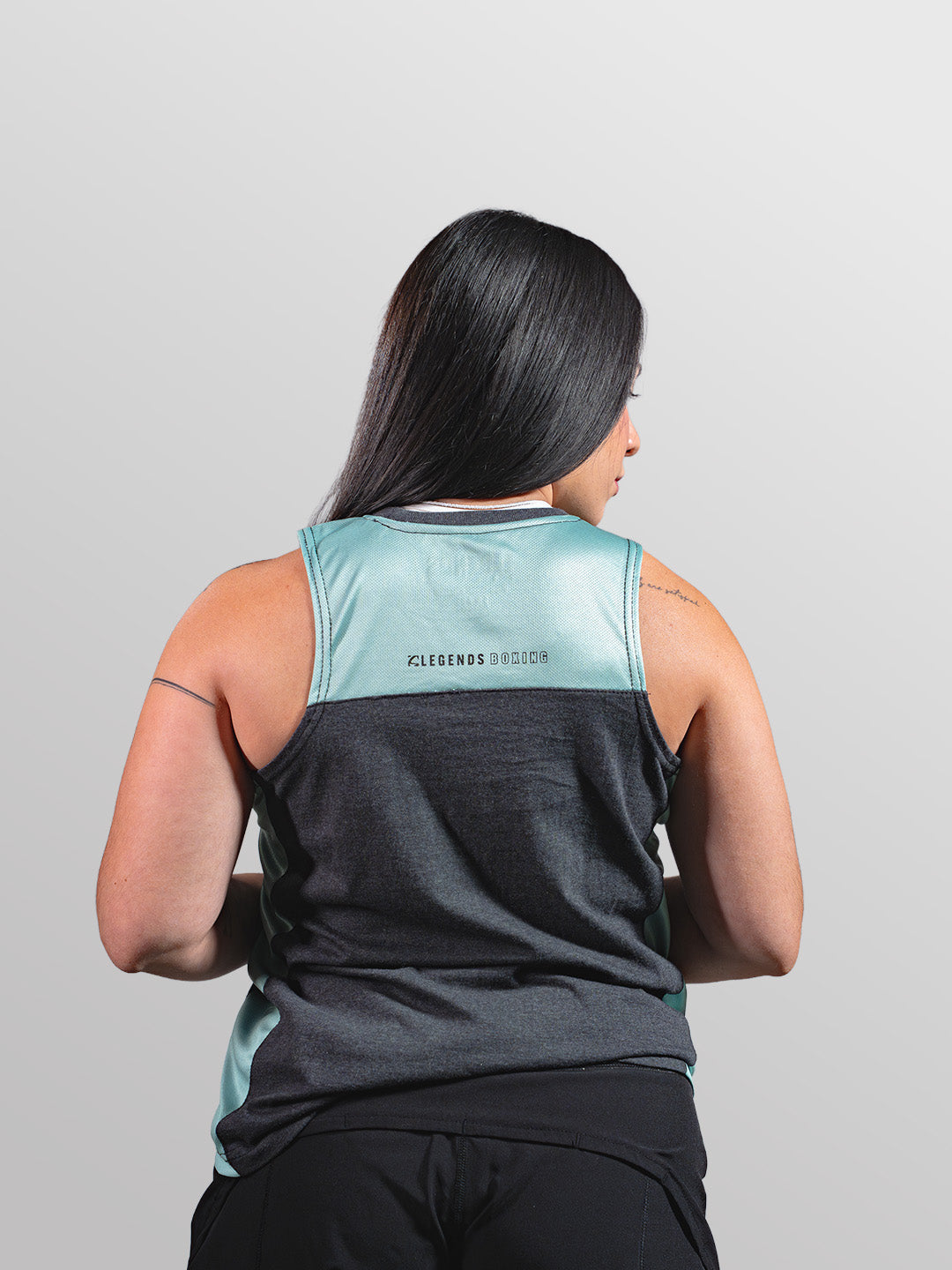 8 Count Performance Tank Q Star