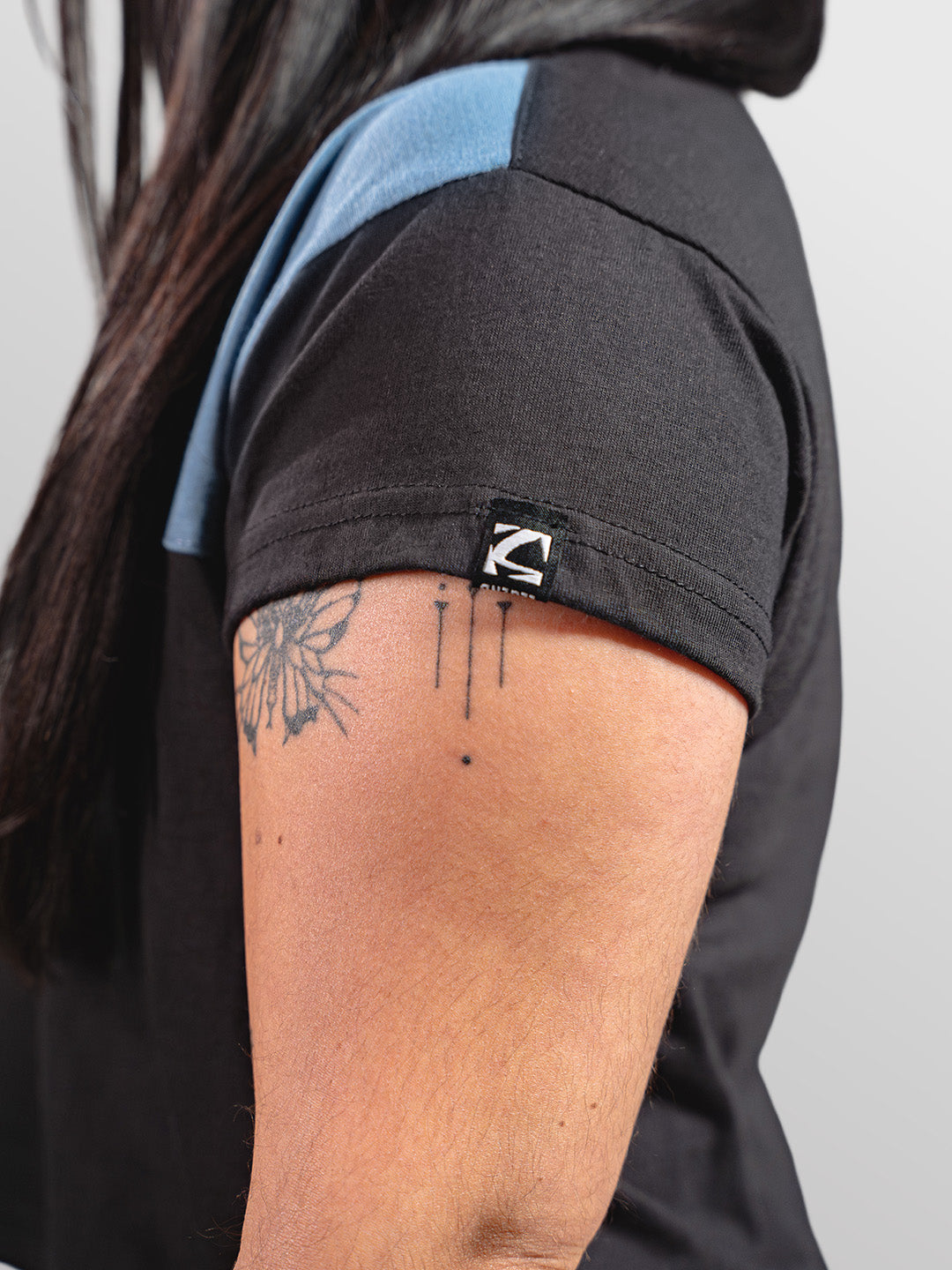 Women's Retro Crop Tee Q Star